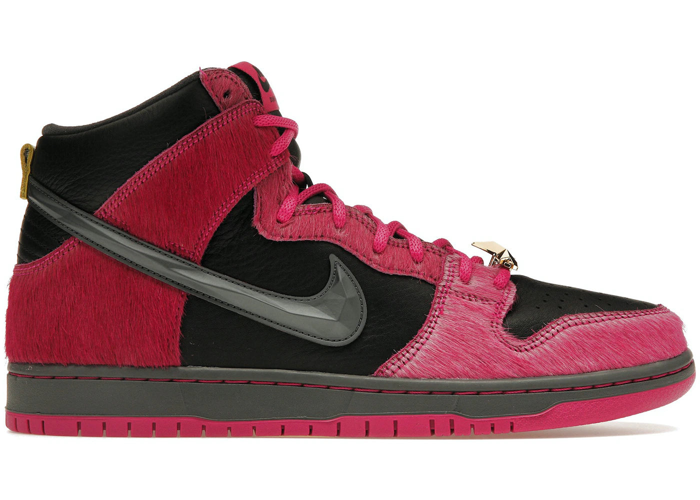 Size 9.5M Nike Dunk High offers SB Passport FAST SHIPPING