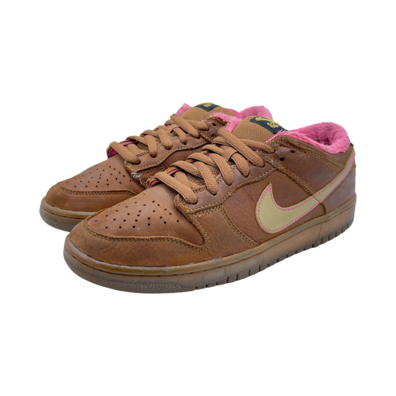 Nike SB Dunk Low Gibson Guitar Case